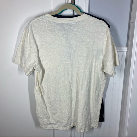 Chubbies 2 Piece Bundle Short Sleeve Tee &‎ Henley size medium - Picture 7 of 8